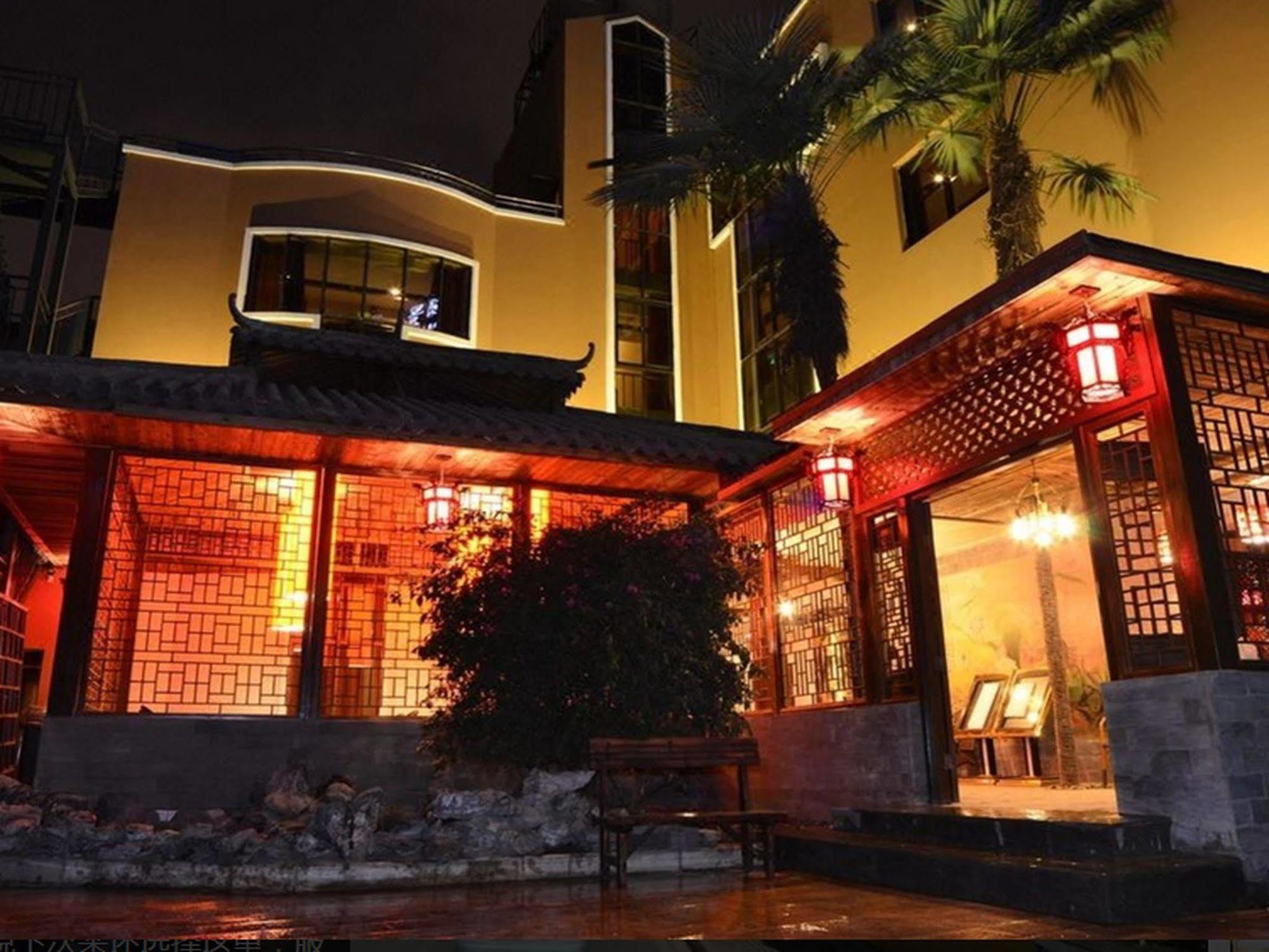 Kunming Green Lake Hostel Exterior photo